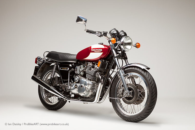 triumph trident bike