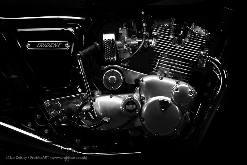 Triumph Trident