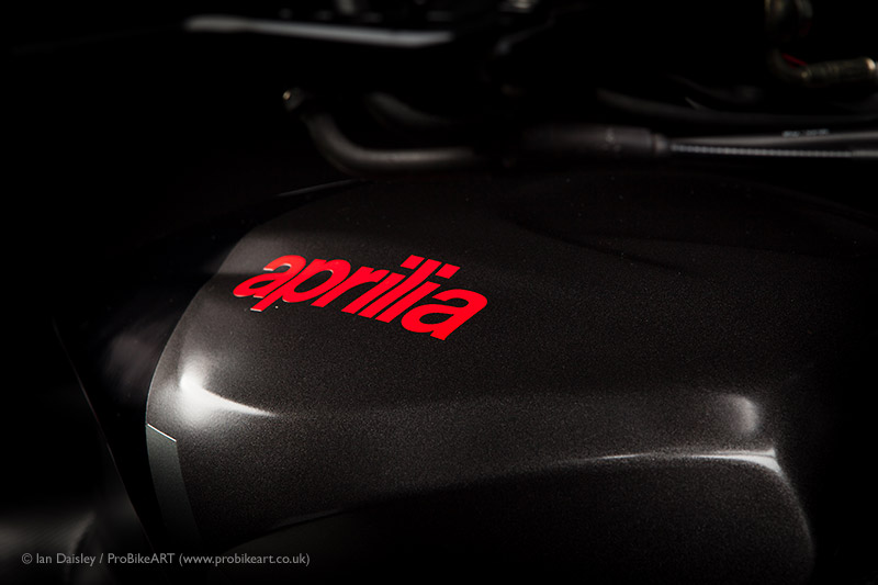 Aprillia Tuono 1000