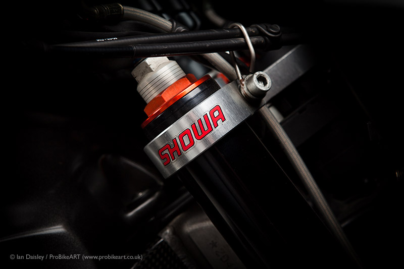 Aprillia Tuono 1000