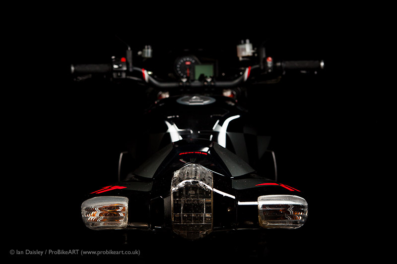 Aprillia Tuono 1000