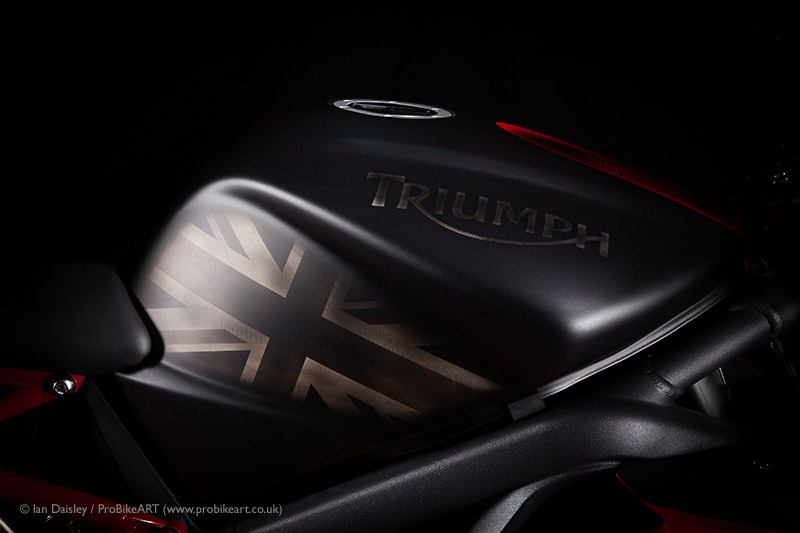 Triumph Daytona 675 R Dark