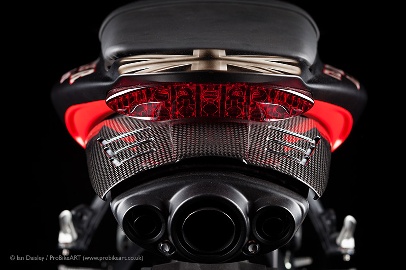 Triumph Daytona 675 R Dark