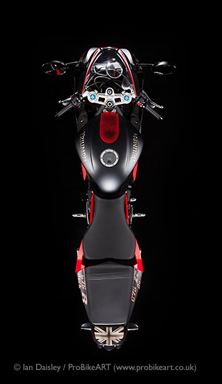 Triumph Daytona 675 R Dark