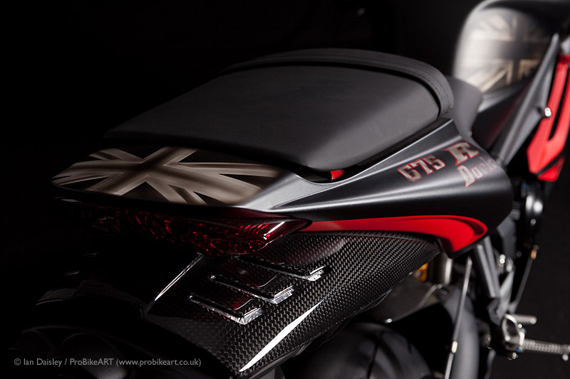 Triumph Daytona 675 R Dark