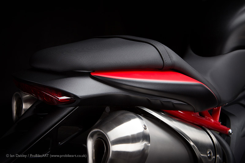 Triumph Speed Triple 1050 R