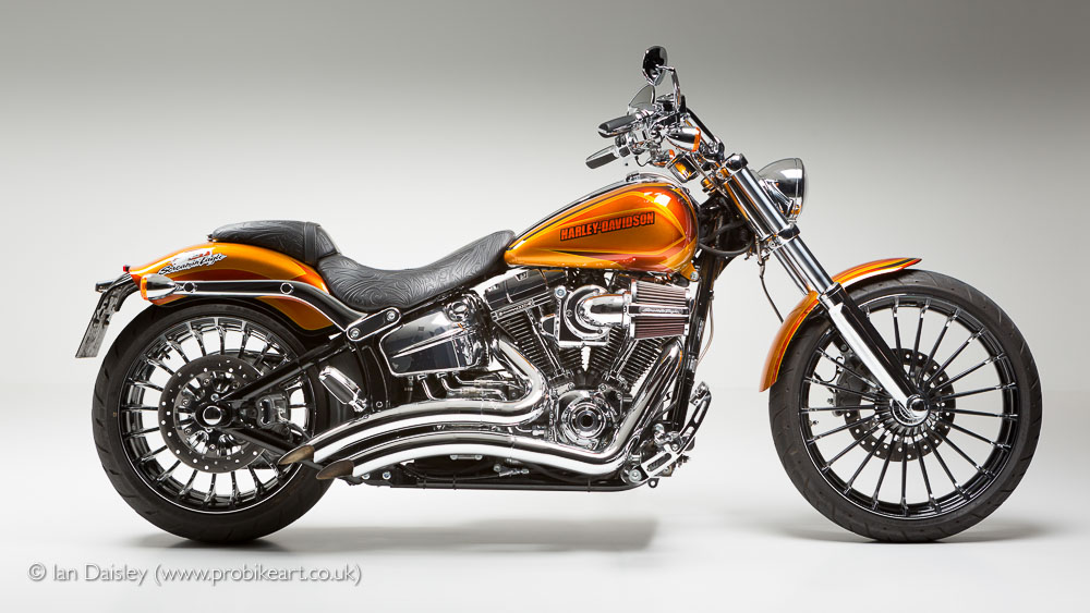 Harvey Davidson CVO Breakout