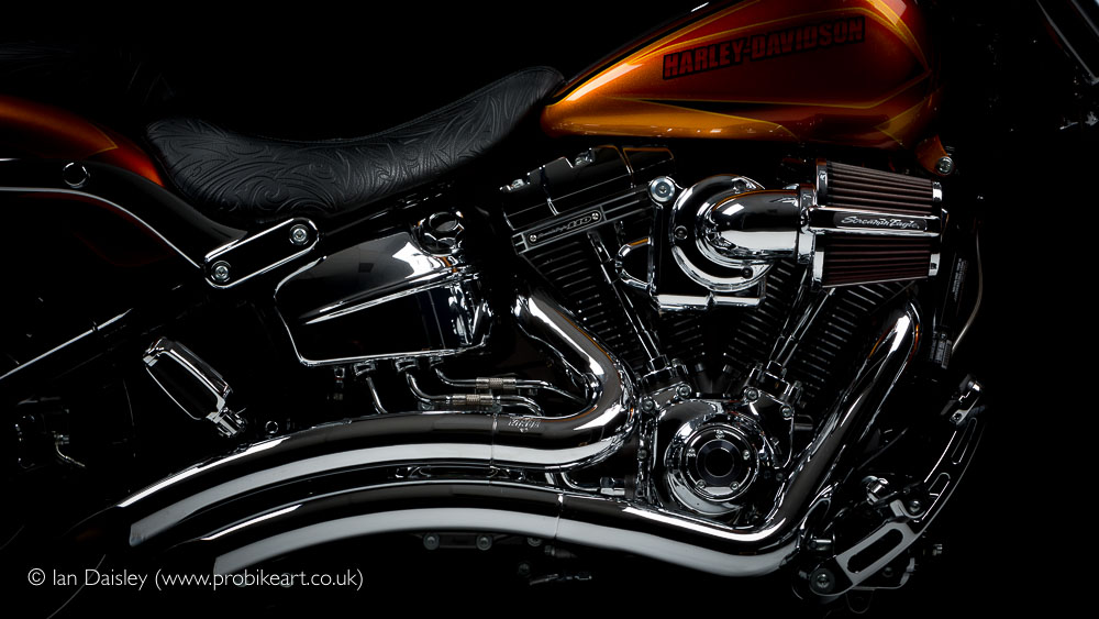 Harvey Davidson CVO Breakout