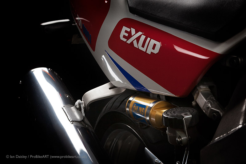 Yamaha 750 FZR-R OWO1
